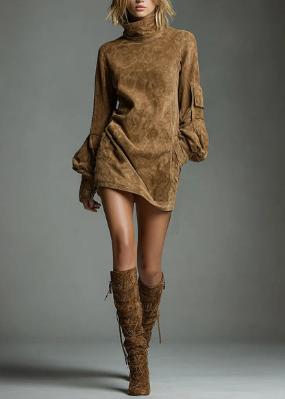 Dora | Oversized Suede Mini Dress z Wysokim Kołnierzem