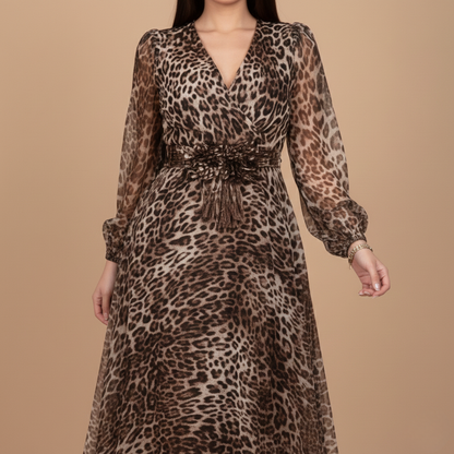 Lumina | Elegancka Damska Sukienka z Dekoltem w Serek i Dadrukiem w Panterkę